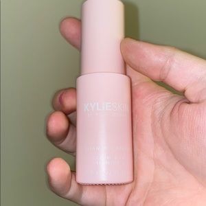 Kylie skin face serum